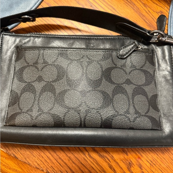 COACH - Picture 7 of 9